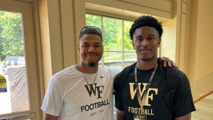 2025 Edge Rusher Sampson Onuoha on Cincinnati: 'They Believe I Can Be A Part Of Their Plans'