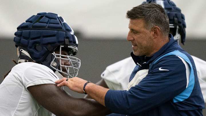 Raiders Under Contract: T Jalen McKenzie