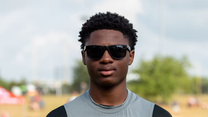 Oklahoma Offers 2026 Dual-Threat QB out of Florida