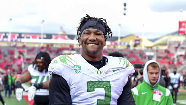 Raiders Draft Prospect: DE Brandon Dorlus of Oregon