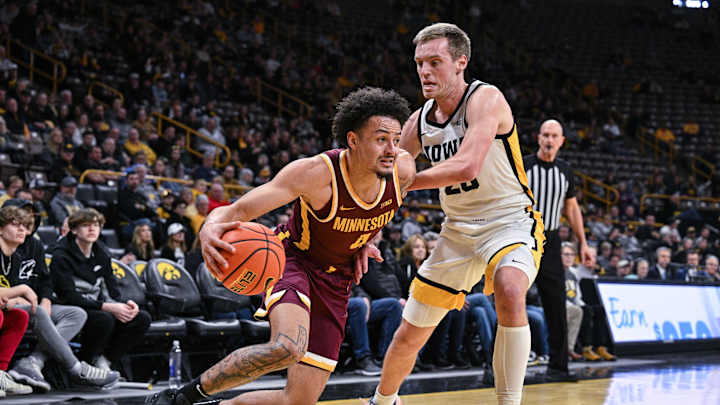 Gophers fall apart in loss to Iowa after Dawson Garcia exits