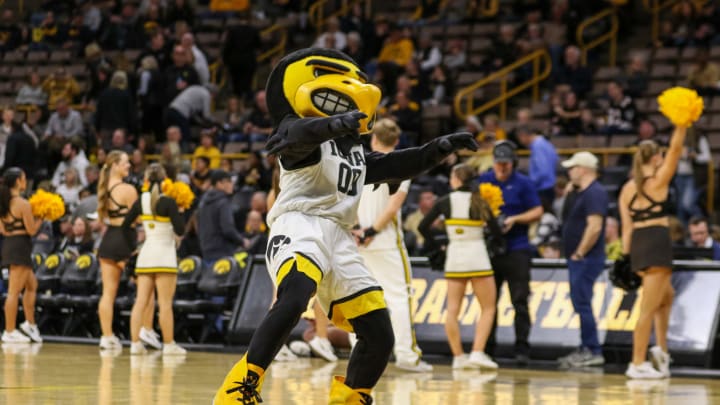 Hawkeyes Look Forward to NIT Hawkeyes Look Forward to NIT