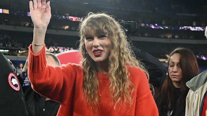 NBA Legend Reacts to Controversial Taylor Swift vs. Beyonce Comments