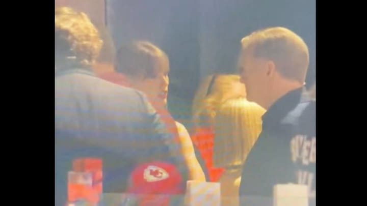 NFL Fans Guessed What Taylor Swift and Roger Goodell Were Chatting About Before Super Bowl NFL Fans Guessed What Taylor Swift and Roger Goodell Were Chatting About Before Super Bowl