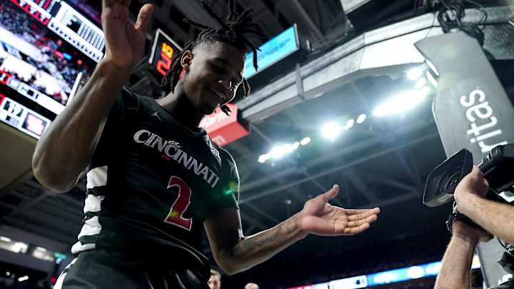 Look: Jizzle James Producing Among Top-15 Freshmen Nationally This Season Look: Jizzle James Producing Among Top-15 Freshmen Nationally This Season