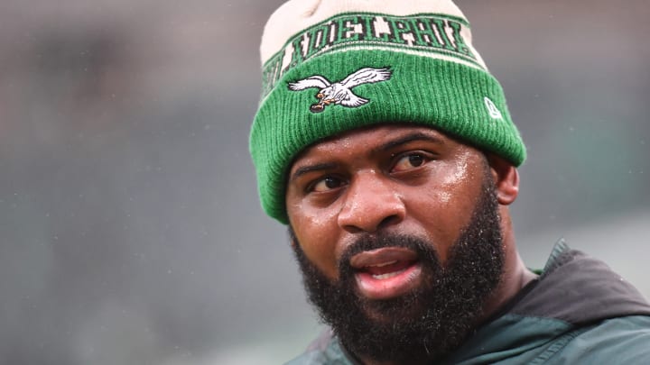 Eagles’ Fletcher Cox Roasts 49ers Nemesis Deebo Samuel After Super Bowl Loss