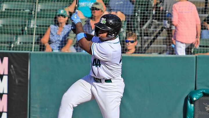 Watch: Reds Prospect Cam Collier Working on His Swing Ahead of 2024 Season Watch: Reds Prospect Cam Collier Working on His Swing Ahead of 2024 Season