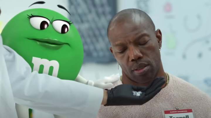Ex Bills Terrell Owens, Bruce Smith Star in M&M's Super Bowl Ad; Where Did It Rank? Ex Bills Terrell Owens, Bruce Smith Star in M&M's Super Bowl Ad; Where Did It Rank?