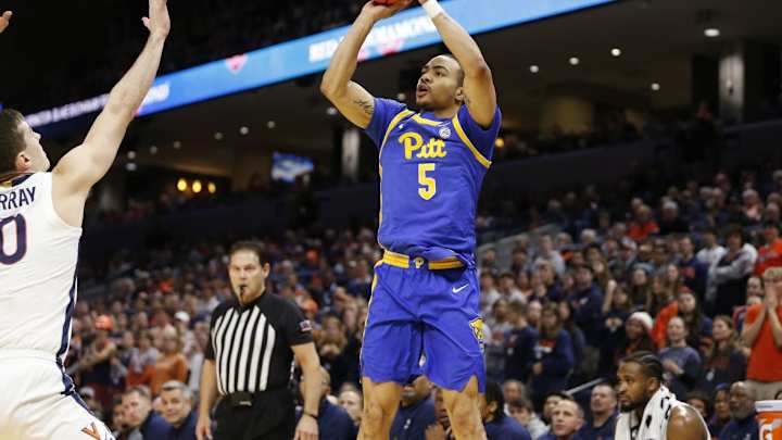 Pitt Stuns Virginia for Another Road Win