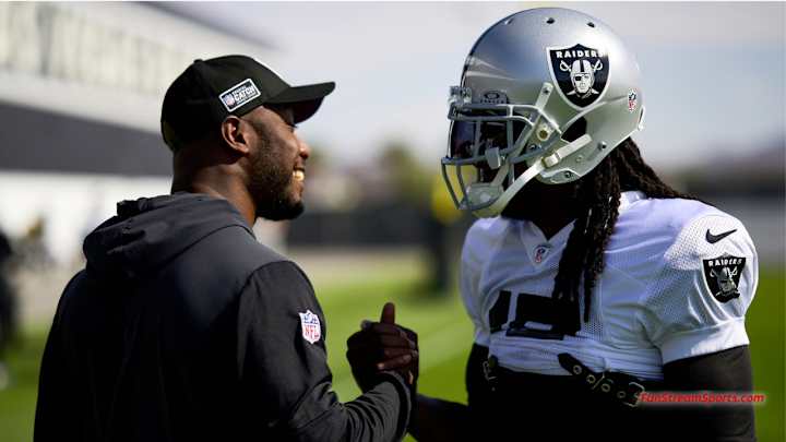 Seahawks Reportedly Interview Raiders Assistant Fred Walker For QBs Coach