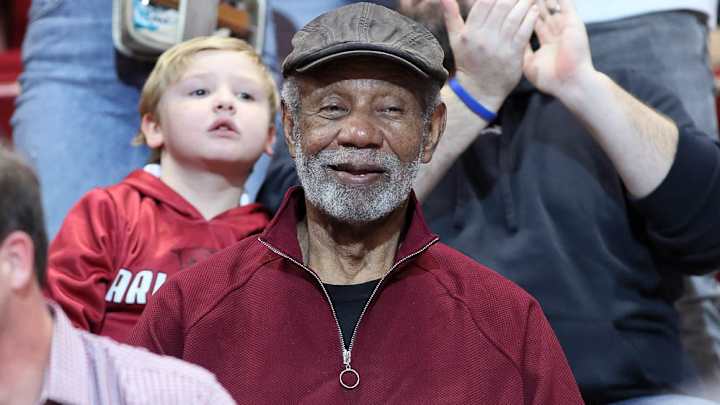 How Two Program Legends Nearly Came to a Head at Bud Walton Arena