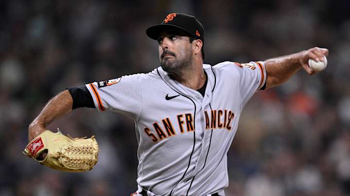A's sign former San Francisco Giants lefty