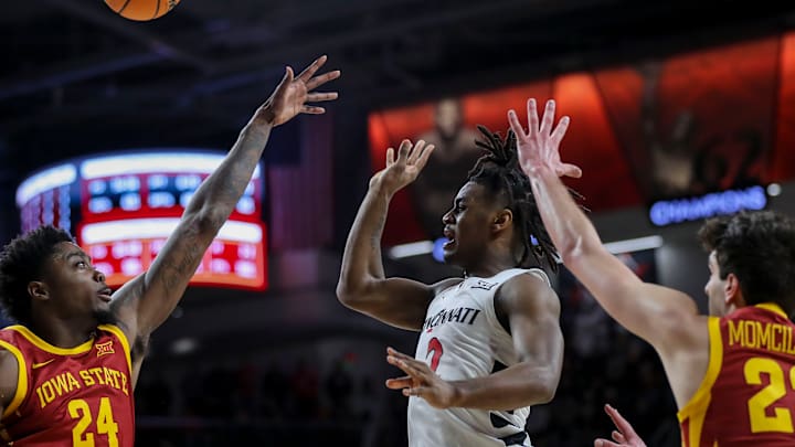 Winners and Losers from Cincinnati's 68-59 loss to No. 10 Iowa State