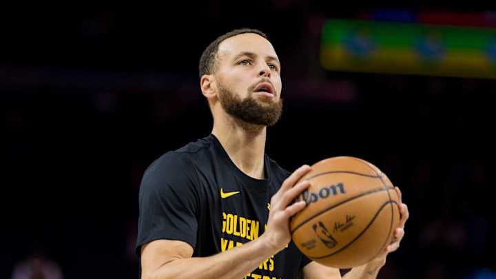 Stephen Curry Makes NBA History With Three-Point Flurry vs. Clippers