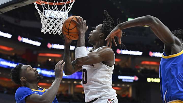 Preview: Louisville Cardinals vs. Pitt Panthers