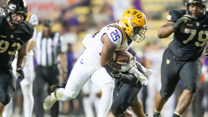 LSU Running Back Trey Holly Arrested, Charged with Attempted Murder, per Report