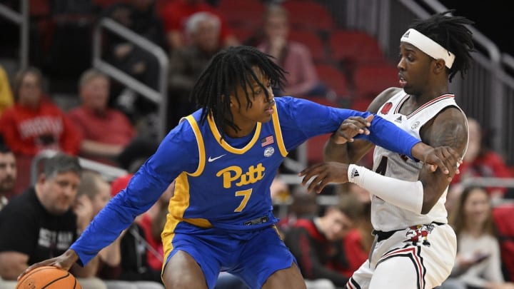 Pitt vs Louisville: Keep It Rolling