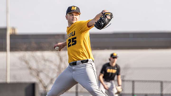 Missouri Splits Opening Day Doubleheader Against Cal Poly