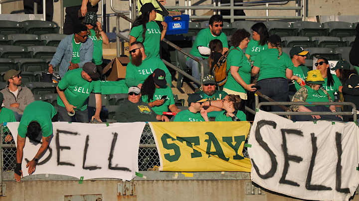 MLB, Oakland in Talks About Expansion Team If Athletics Extend Coliseum Lease