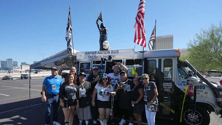 Podcast: Silver and Black from Fans' Perspective