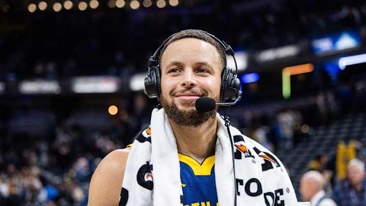 Steph Curry Reacts to Defeating Sabrina Ionescu in Three-Point Contest