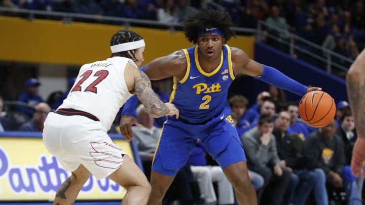 Pitt's Bake Hinson Sets New Scoring High Pitt's Bake Hinson Sets New Scoring High