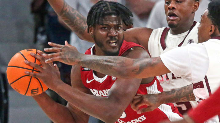 Razorbacks Continue to Play with Fans' Emotions