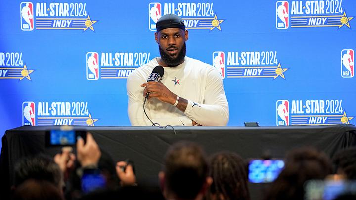 LeBron James Shared a Heartwarming Moment With a Reporter Ahead of All-Star Game