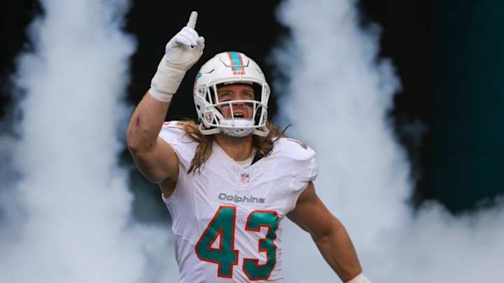 Could Rams Target Dolphins Free Agent Andrew Van Ginkel?