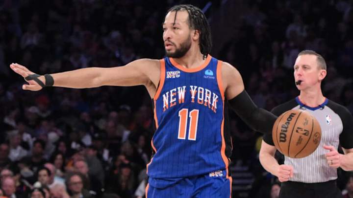 Knicks vs. Celtics: Halftime Thoughts From a Prime Time Thriller