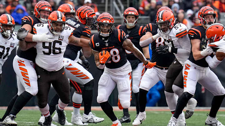 Cowboys Trade Rumors: Replace Tony Pollard with Joe Mixon? Cowboys Trade Rumors: Replace Tony Pollard with Joe Mixon?