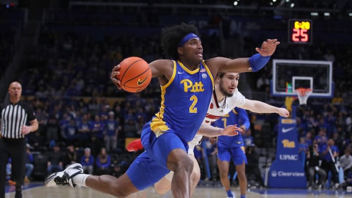 Pitt's Blake Hinson Earns Weekly Award from ESPN Pitt's Blake Hinson Earns Weekly Award from ESPN