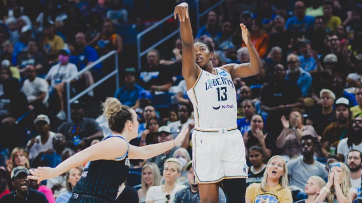 WNBA Free Agency: Liberty Ex Jocelyn Willoughby Signs Camp Deal With Sun