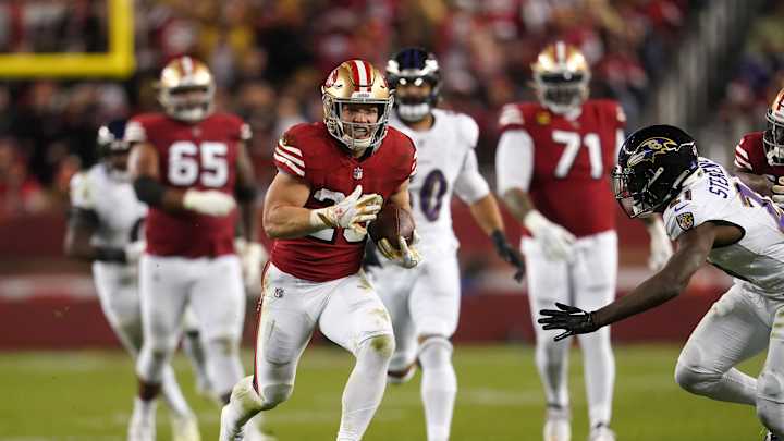 Why did the 49ers' Offense Decline Late in the Season?