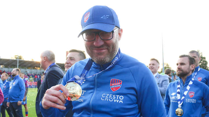 Sunderland coach target 'open' to job as he says he 'needs to end his vacation' Sunderland coach target 'open' to job as he says he 'needs to end his vacation'