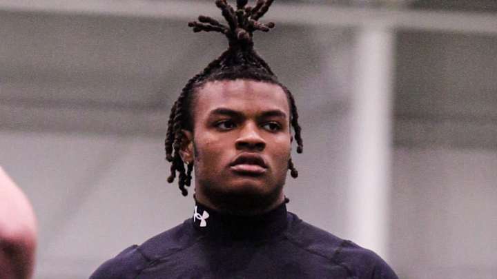 Where Do The Gamecocks Stand With 2026 EDGE Jordan Carter?