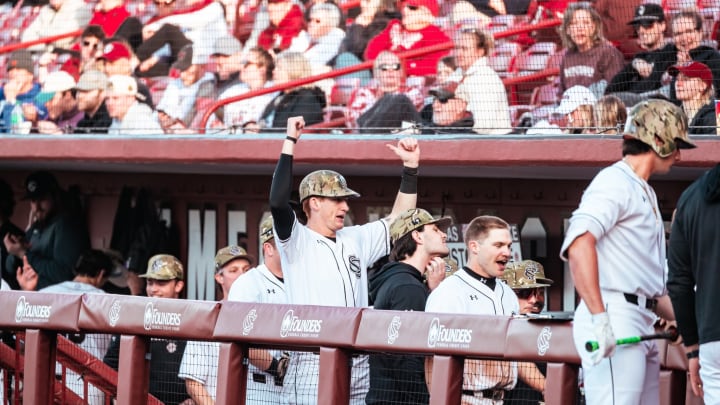 FINAL: Gamecocks Stay Hot With 8-1 Series-Opening Win Over Belmont