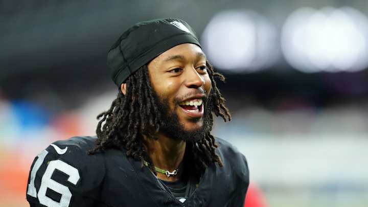 Antonio Pierce Has High Praise for Jakobi Meyers Antonio Pierce Has High Praise for Jakobi Meyers