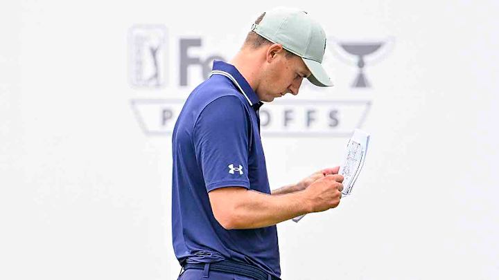 Fact or Fiction: Incorrect Scorecards, Tiger Woods's Future and Stars Going Dark Fact or Fiction: Incorrect Scorecards, Tiger Woods's Future and Stars Going Dark