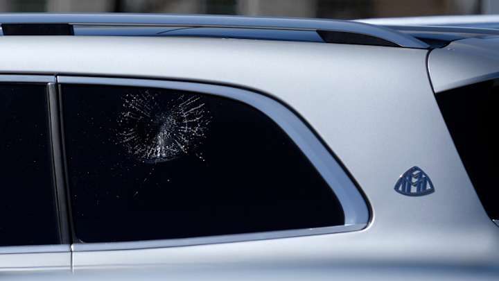 Hunter Greene Has New Strategy After Elly De La Cruz Hit His Car With Foul Ball