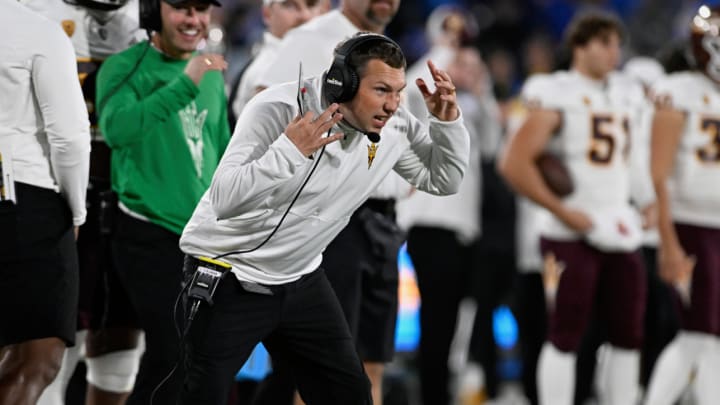 Arizona State’s Kenny Dillingham Claps Back at College Football Coach Complaints on NIL Era Arizona State’s Kenny Dillingham Claps Back at College Football Coach Complaints on NIL Era