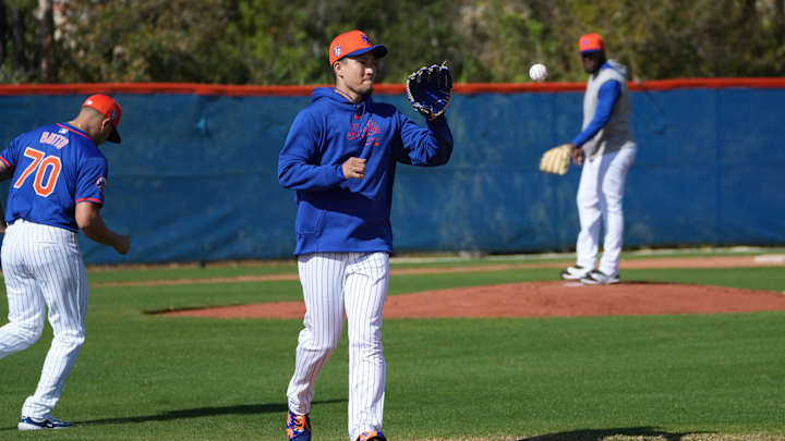 New York Mets' Ace Likely Out Through All of April with Shoulder Injury New York Mets' Ace Likely Out Through All of April with Shoulder Injury