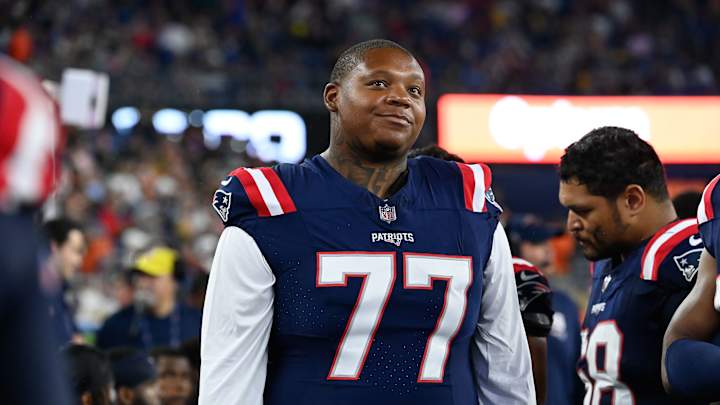 Why the 49ers Should Sign Trent Brown