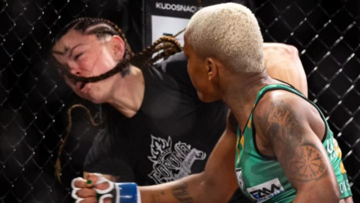 MMA News: Fighter Gets Sent to the Shadow Realm in Women's Title Fight
