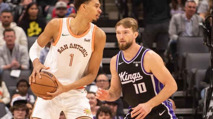 Spurs vs. Kings GAMEDAY Preview: How to Watch, Betting Odds, Lineups