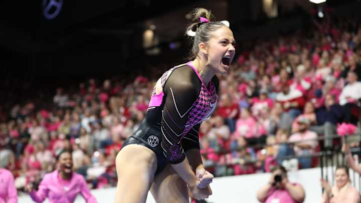 Alabama Gymnasts Rally Around Injured Teammate to Post Best Score of Season