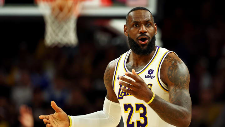 Insider Thinks LeBron James ‘Angling’ for Lakers Deal Even Bigger Than Current One Insider Thinks LeBron James ‘Angling’ for Lakers Deal Even Bigger Than Current One