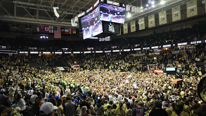 Alabama AD Suggests Highly Punitive Penalty for Court Storming Alabama AD Suggests Highly Punitive Penalty for Court Storming