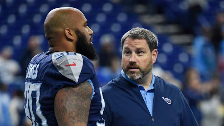 Bears Pad Defensive Coaching Staff