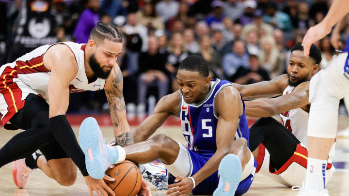 Kings Late Comeback Falls Short in 121-110 Loss to Heat